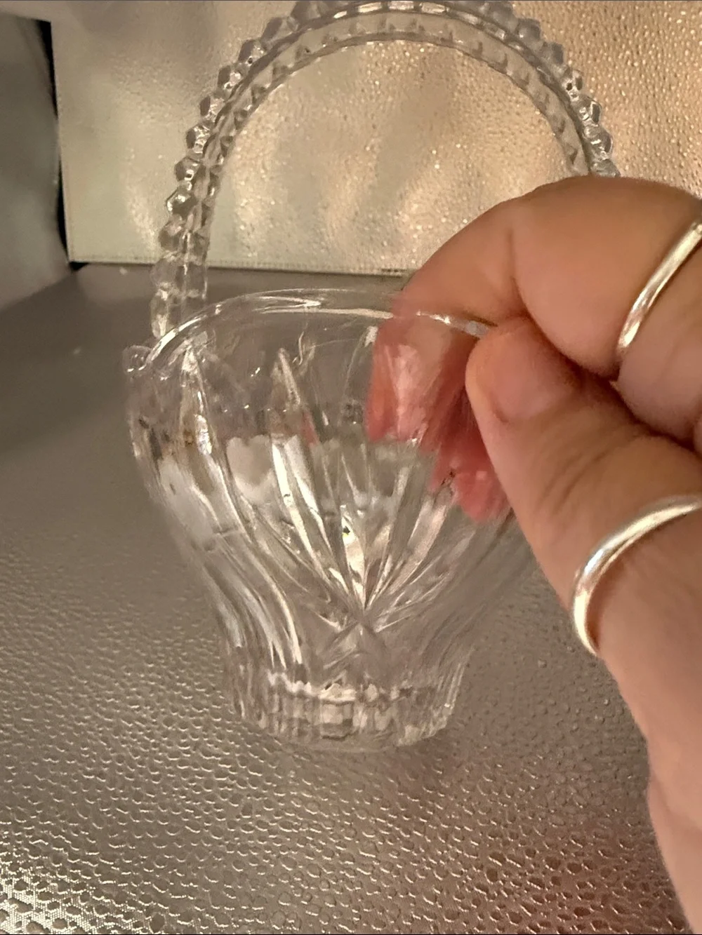 Vintage stunning Princess House Heritage Romance Collection Glass Basket